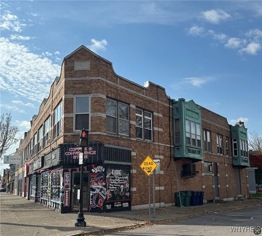 $900 | 3162 Main Street | North East Buffalo