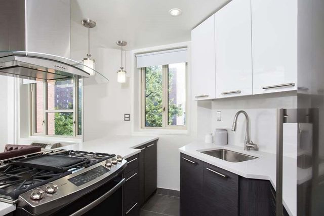 $5,058 | 448 East 20th Street, Unit MF | StuyTown