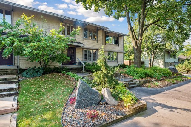 $580,000 | 1058 Cedar View Drive | Bryn Mawr