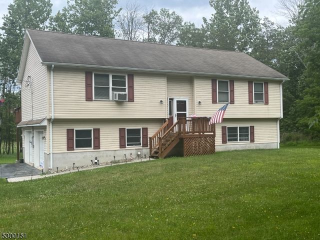 $450,000 | 941 West End Drive | Stillwater Township - Sussex County