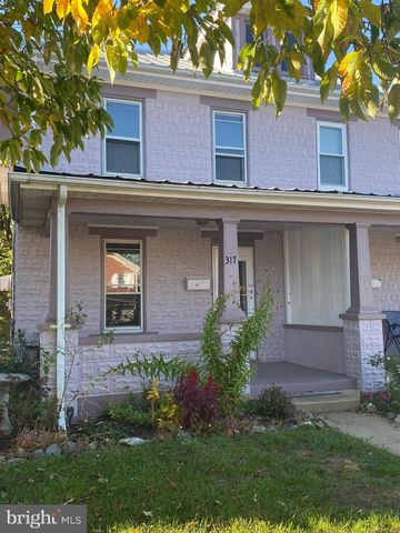 $1,500 | 317 South Rosemont Avenue | Rosemont Historic District