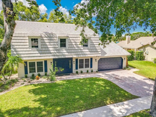 $1,390,000 | 2413 Northwest 32nd Street | Northwest Boca Raton