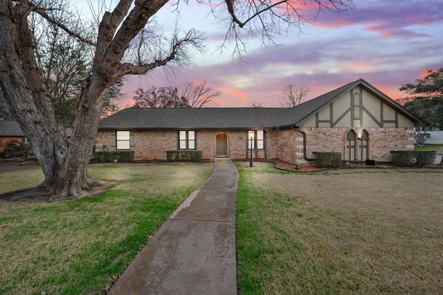 $450,000 | 2513 Marian Street | Grand Prairie