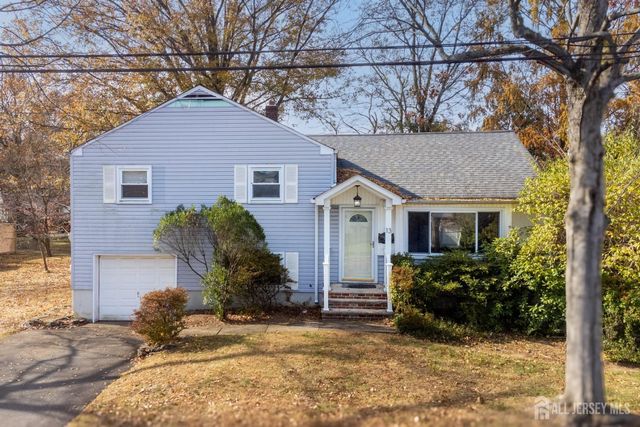 $600,000 | 13 Irving Avenue | Metuchen