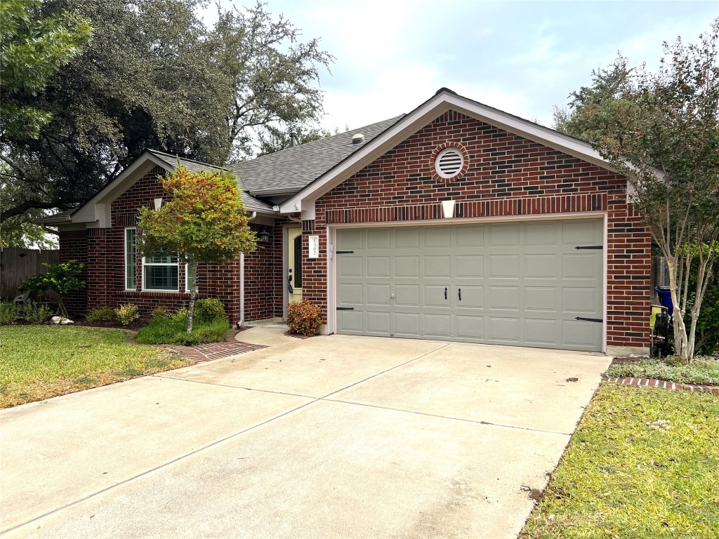 a front view of house with yard