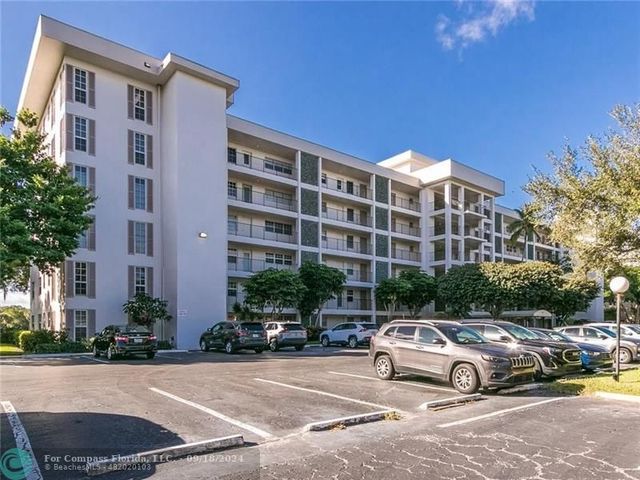 $3,500 | 2950 North Palm Aire Drive, Unit 207 | Palm Aire