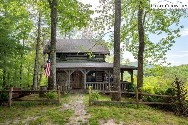 $535,000 | 920 West Ridge Drive | Elk Township - Wilkes County