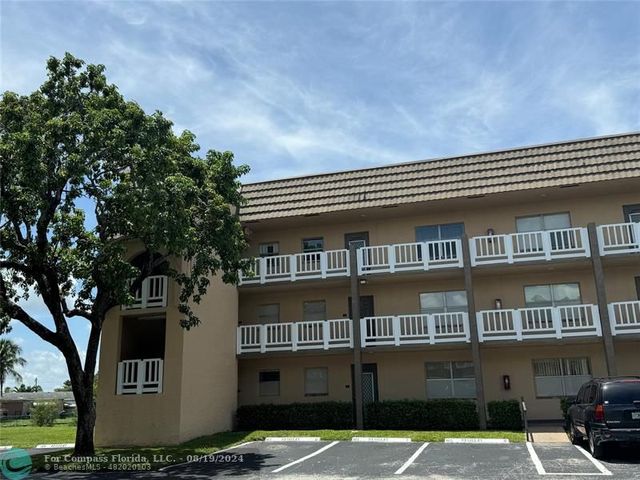 $129,000 | 9360 Sunrise Lakes Boulevard, Unit 201 | Sunrise Lakes