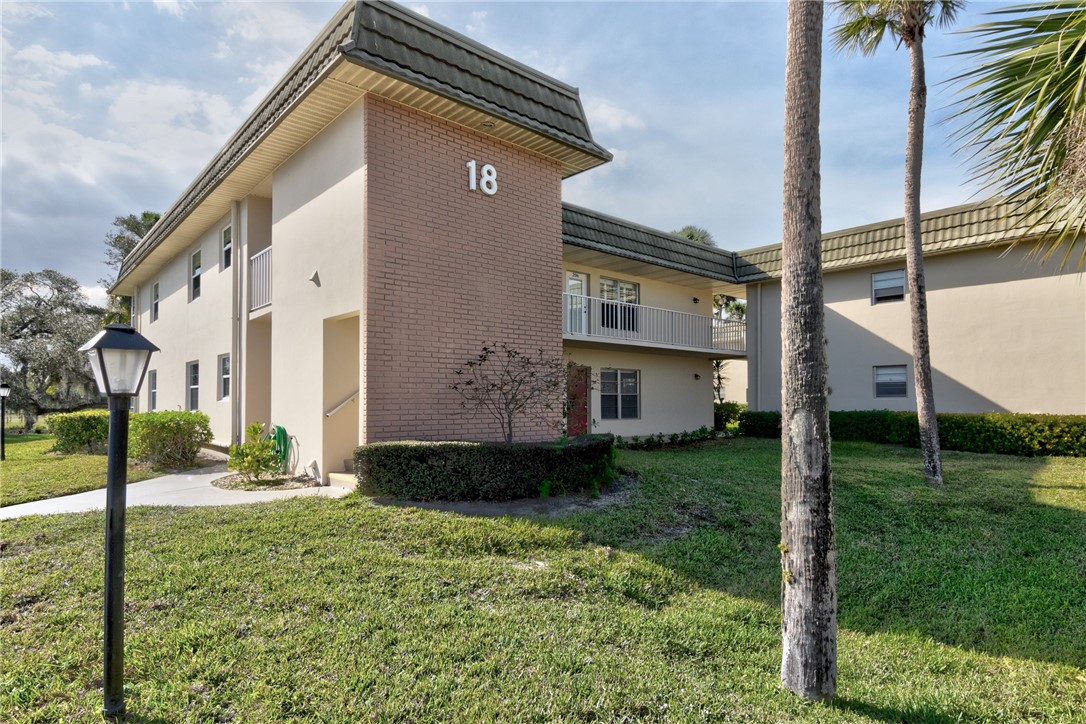 18 Vista Gardens Trail, Unit 206, Vero Beach, FL 32962 | Compass