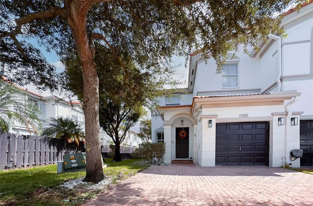 $610,000 | 7849 Northwest 108th Place | Islands of Doral