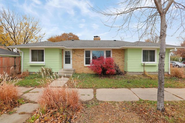 $299,900 | 2901 North Logan Avenue | Jordan - Hennepin County