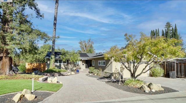 $1,599,000 | 750 Mirador Court | Pleasanton Heights