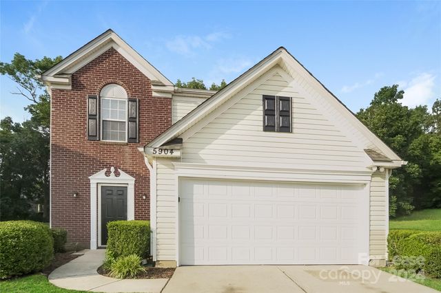 $2,200 | 5904 Leawood Run Court | Highland Creek