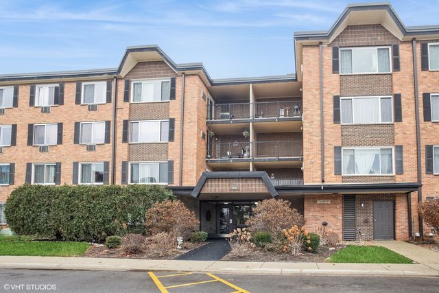 $175,000 | 1206 South New Wilke Road, Unit 305 | Arlington Heights