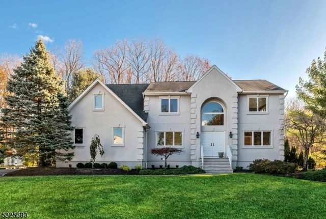 $1,299,000 | 82 Dodge Court | Mahwah