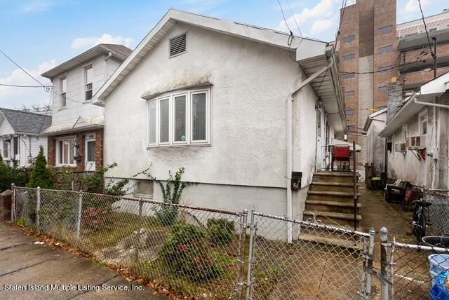 $850,000 | 1114 Banner Avenue | Brighton Beach