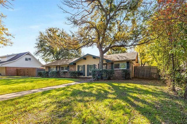 $299,900 | 506 Atkerson Lane | Euless