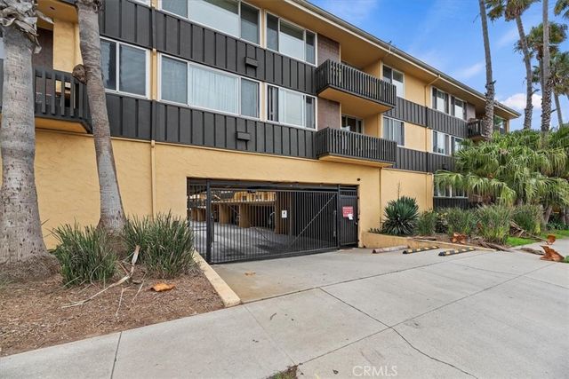 $3,200 | 770 West Imperial Avenue, Unit 24 | South Bay