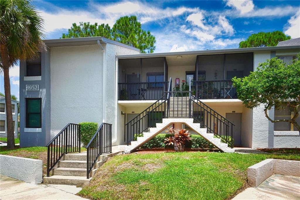 a view of outdoor space yard and porch