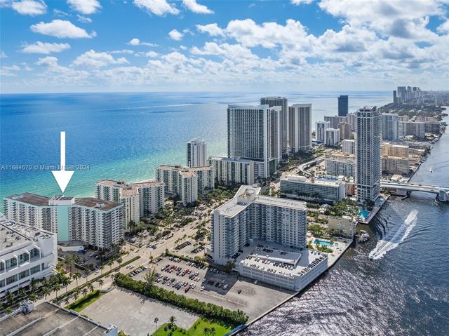 $599,999 | 3725 South Ocean Drive, Unit 1414 | South Central Beach