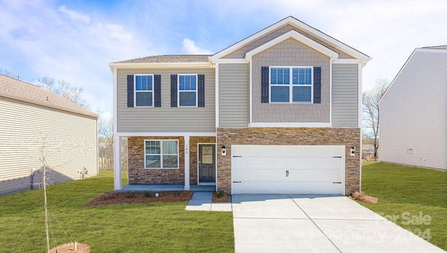 $383,740 | 3450 Buck Court | East Gastonia