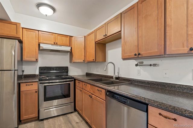 $249,900 | 5300 Cherry Creek S Drive, Unit 113 | Cherry Creek Village