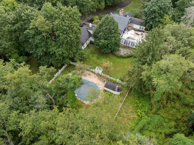 $499,900 | 94 West County Line Road | Barrington Hills