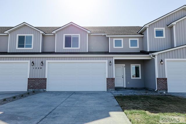 $334,900 | 1240 Jaylee Drive, Unit 2 | Rigby