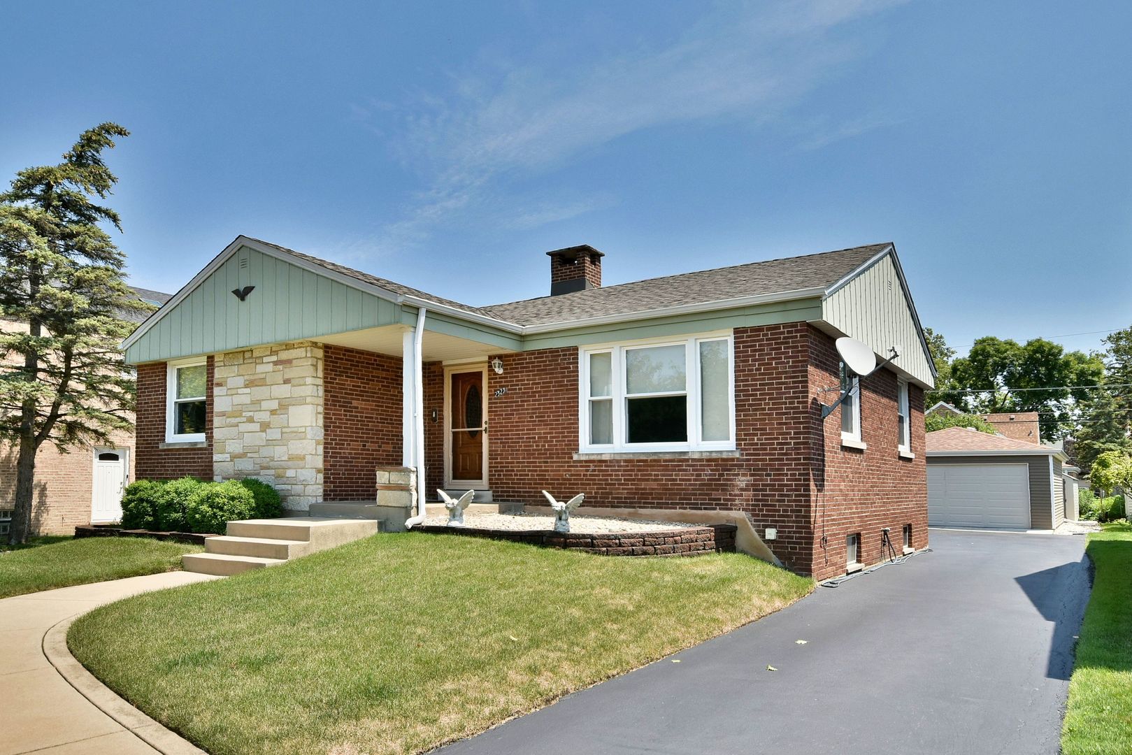 front view of house with a yard