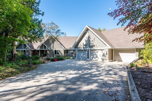 $2,100,000 | 12741 West Wisconsin Bay Road | Liberty Grove