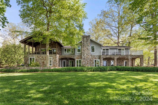 $1,750,000 | 501 Nivens Cove Road | Riverbend Township - Gaston County