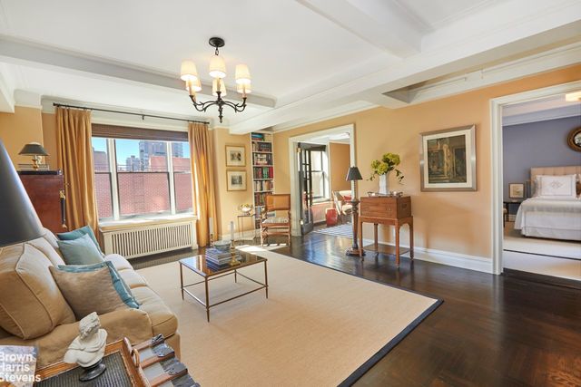 $1,200,000 | 60 East 96th Street, Unit 9C | Upper East Side