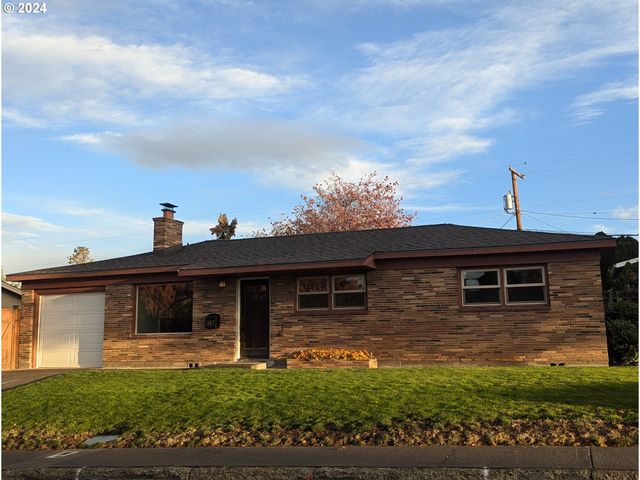 $365,000 | 817 East 19th Street | The Dalles