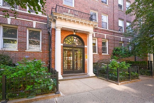 $499,000 | 34-39 82nd Street, Unit 21 | Jackson Heights