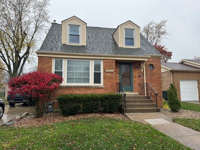 $315,000 | 18642 Marshfield Avenue | Homewood