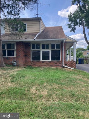 $250,000 | 1534 Arline Avenue | Roslyn