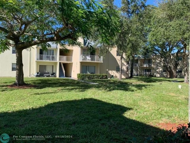 $210,000 | 431 Executive Center Drive, Unit 107 | West Palm Beach