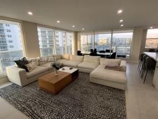 $5,999 | 2751 South Ocean Drive, Unit 5S | South Central Beach