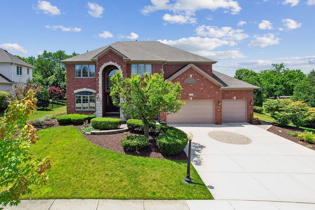 $899,900 | 13696 Cambridge Drive | Lemont