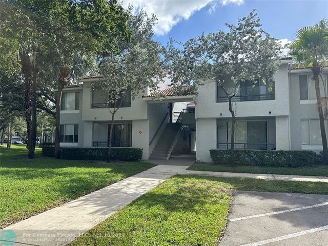 $169,900 | 701 Lyons Road, Unit 13101 | Coconut Creek