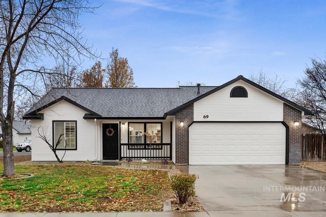 $350,000 | 69 South Frontier Way | Nampa