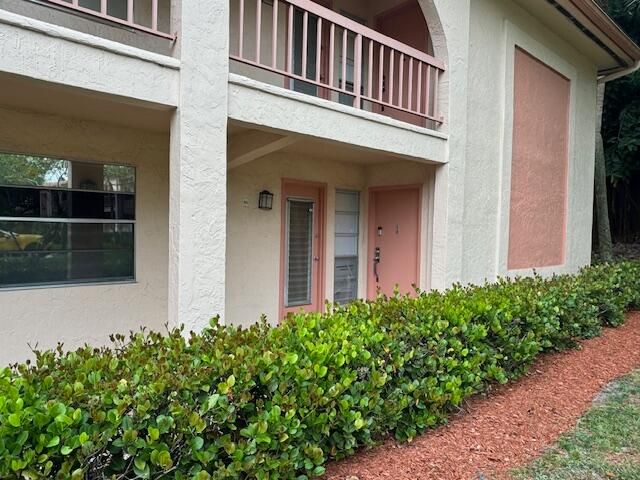 $315,000 | 1212 Bahama Bend, Unit H 1 | Wynmoor