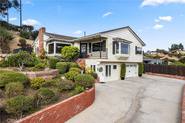 $2,500,000 | 909 Cavanagh Road | Rossmoyne-Verdugo Woodlands