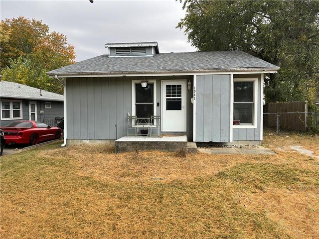 $79,900 | 1942 West Center Street | Ravina Park