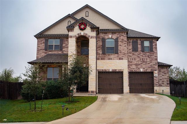 $485,000 | 101 Crimson Lane | Regional Center District