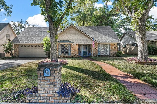 $389,900 | 114 Mill Creek Drive | Heart of Arlington