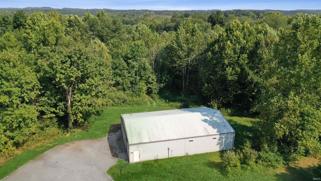 $459,000 | 7071 West Gilliatt Grove | Patoka Township - Crawford County