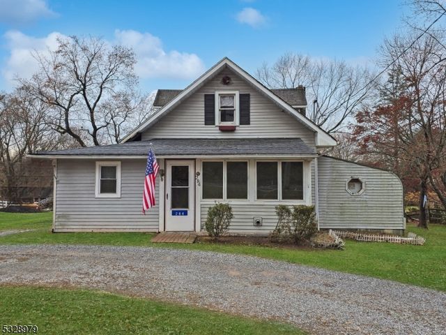 $275,000 | 284 Milford Mt Pleasant Road | Milford