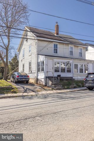 $6,630,000 | 55 New London Avenue | University