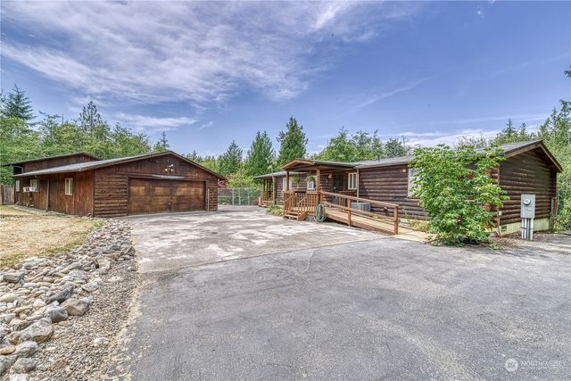 $490,000 | 3261 East Harstine Island Road North